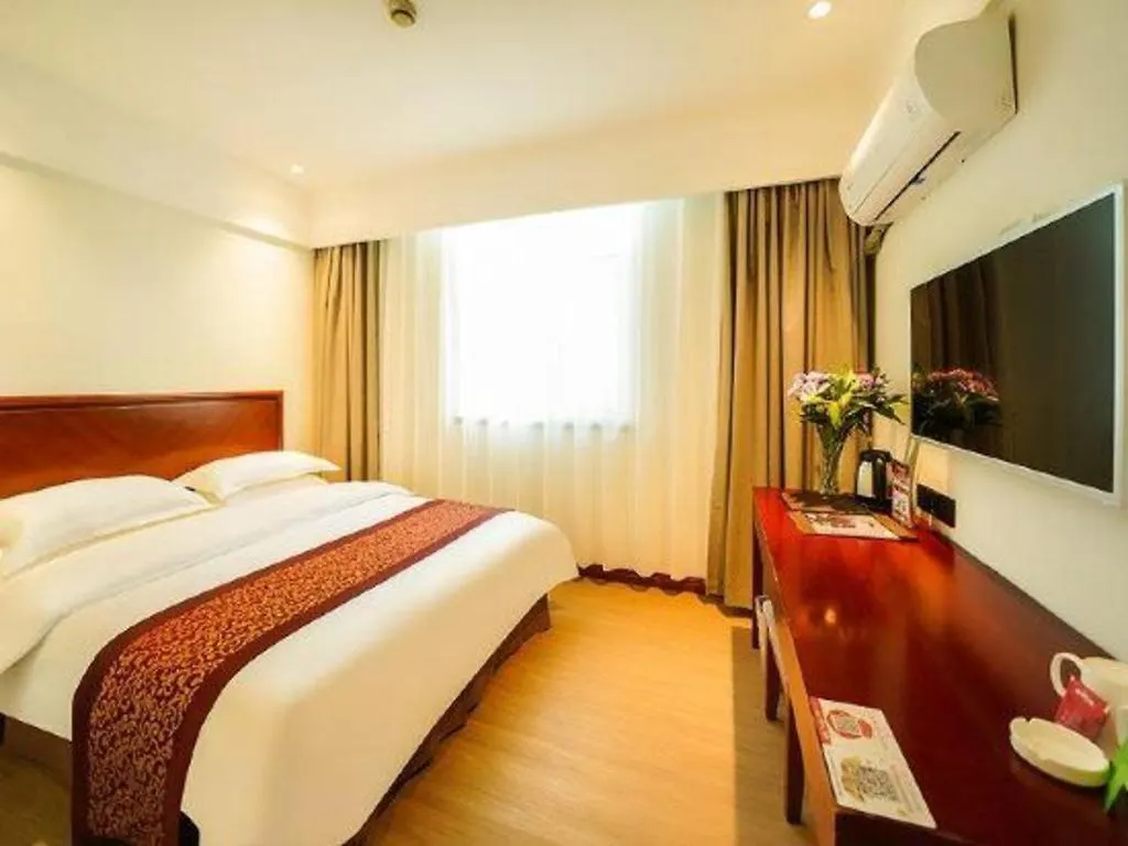 Greentree Inn Jiangsu Suzhou Shi Road North Tongjing Road Subway Station Express Hotel 3*, Suzhou (Jiangsu)